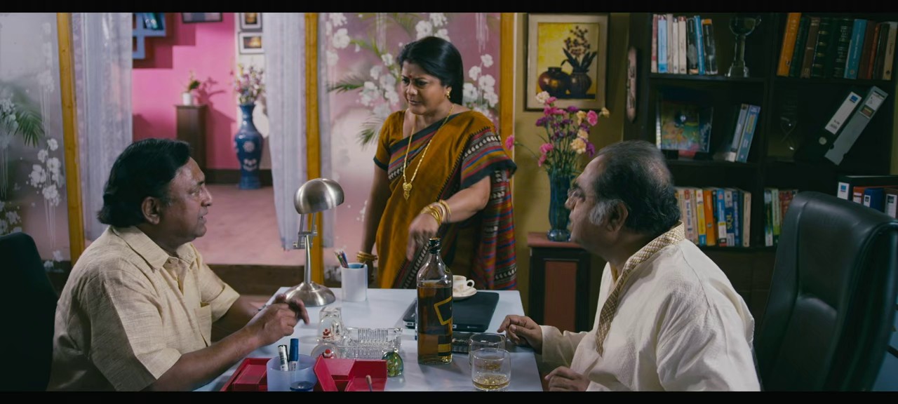 Majnu (2013) AMZN WEB-DL Bengali 720p HEVC DDP 2.0 ESub.mkv.0004